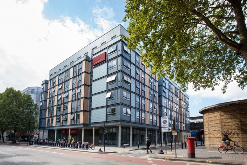 Room Witan Street in Greater London