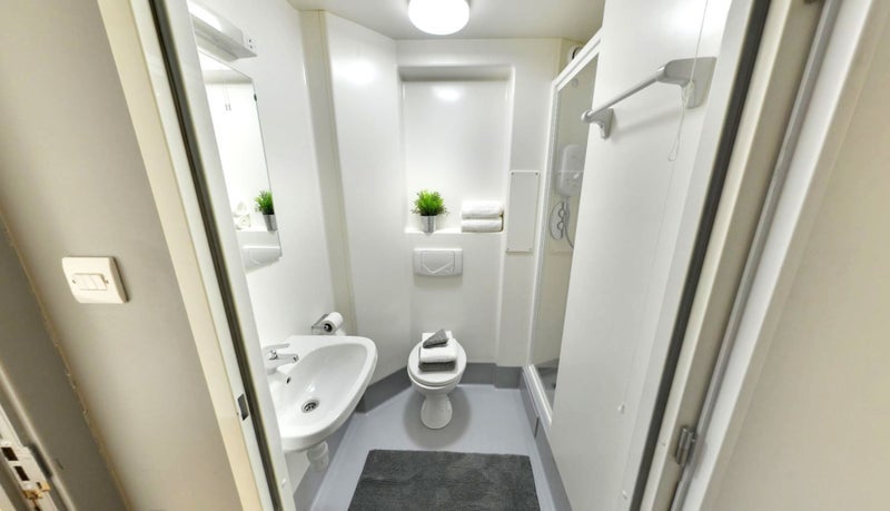 Room Witan Street in Greater London