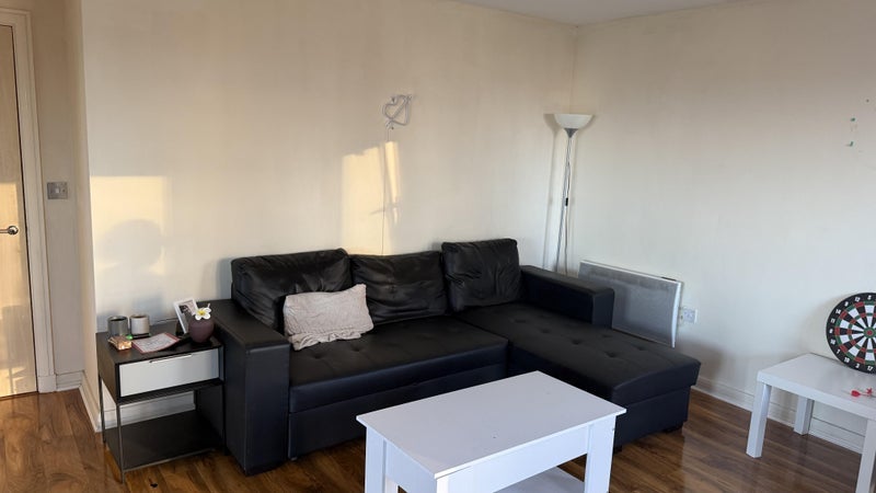 Room North Edward Street in Cardiff