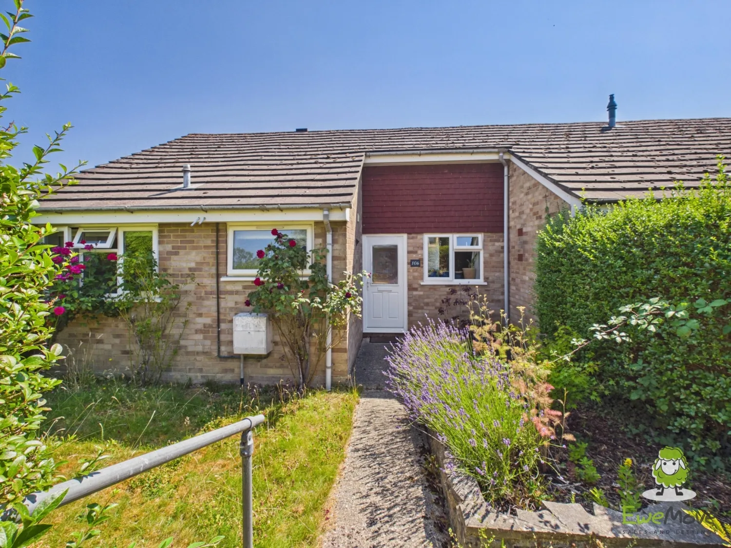 House Burney Bit in Basingstoke and Deane