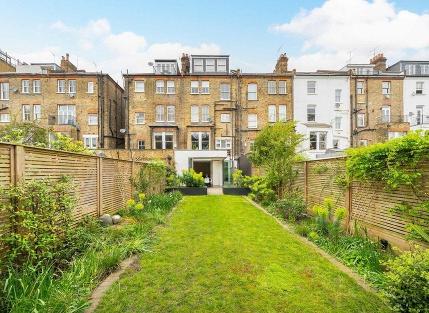 Flat Goldhurst Terrace in Greater London