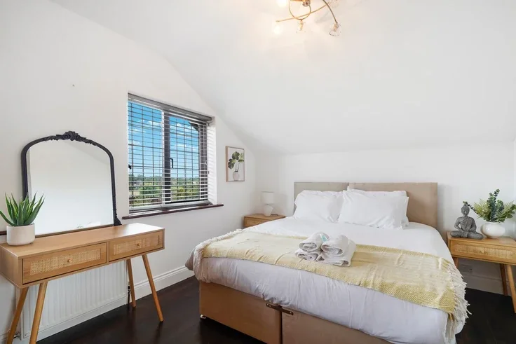 Flat Uxbridge Road in Greater London