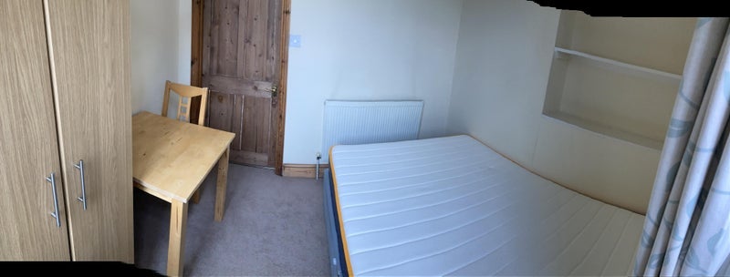 Room Shepherds Bush Road in Greater London