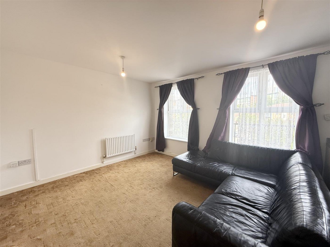 Flat Gareth Drive in Greater London