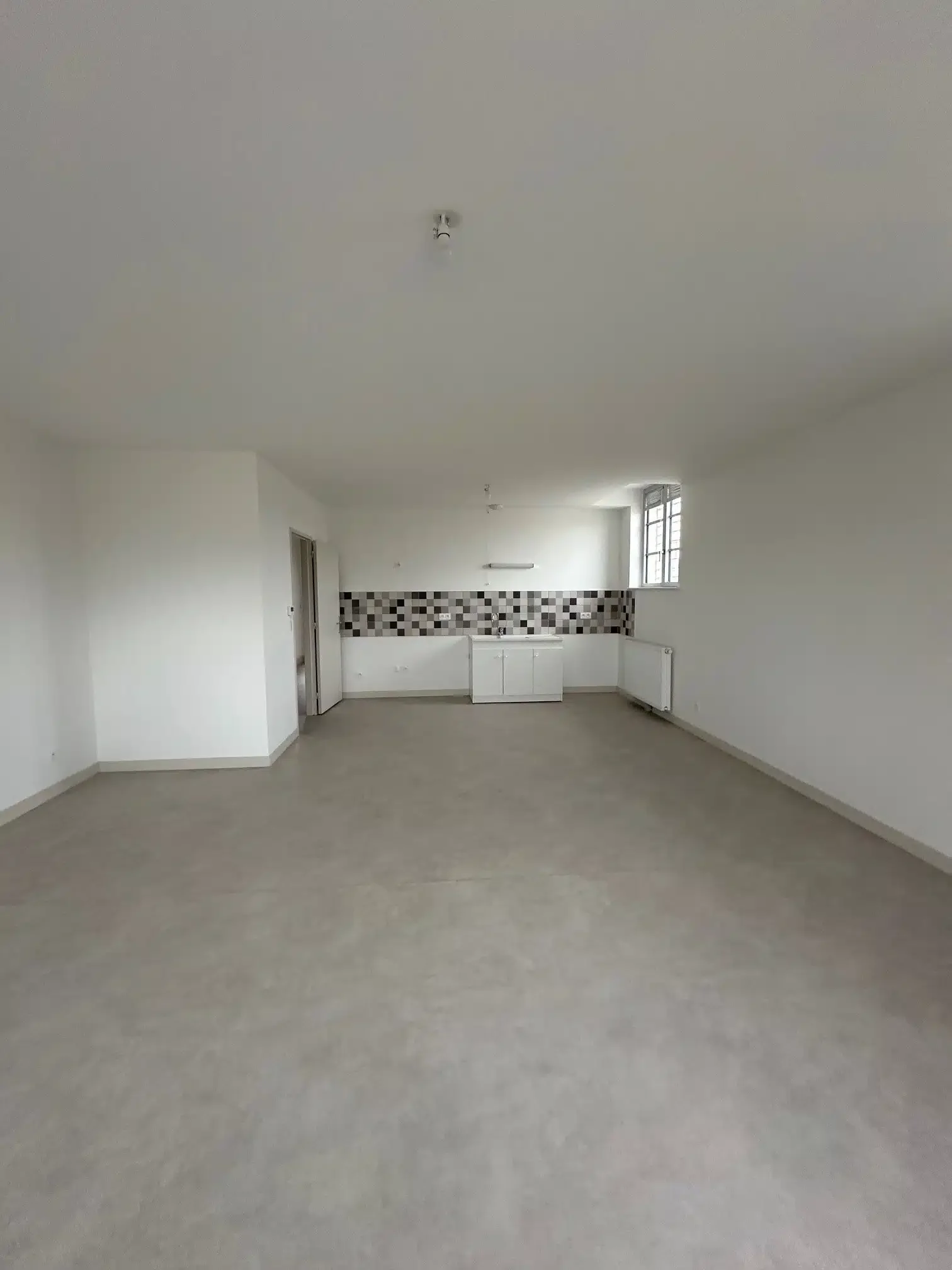 Flat Avenue Chomedey de Maisonneuve in Troyes