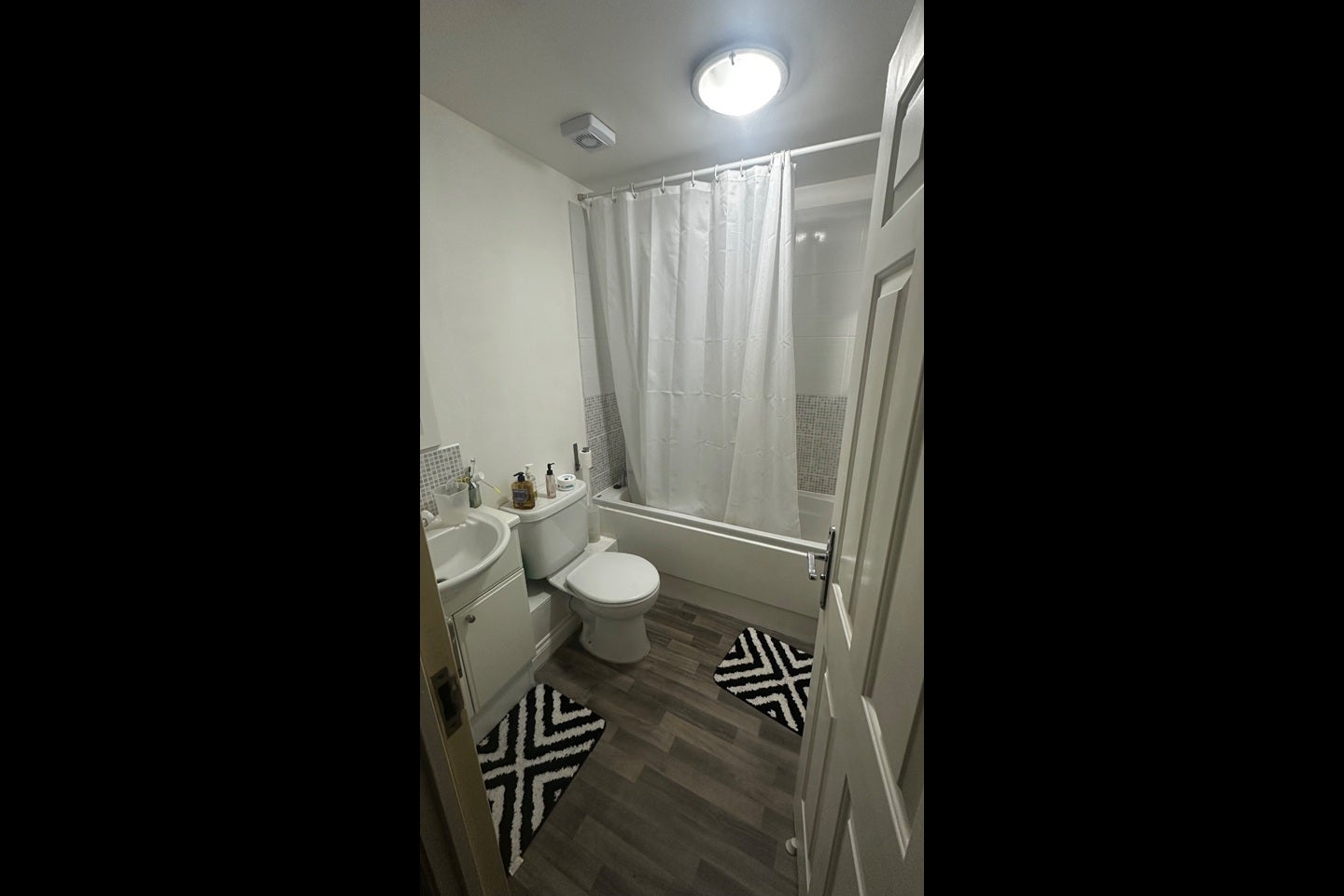 Room Arklay Close in Greater London