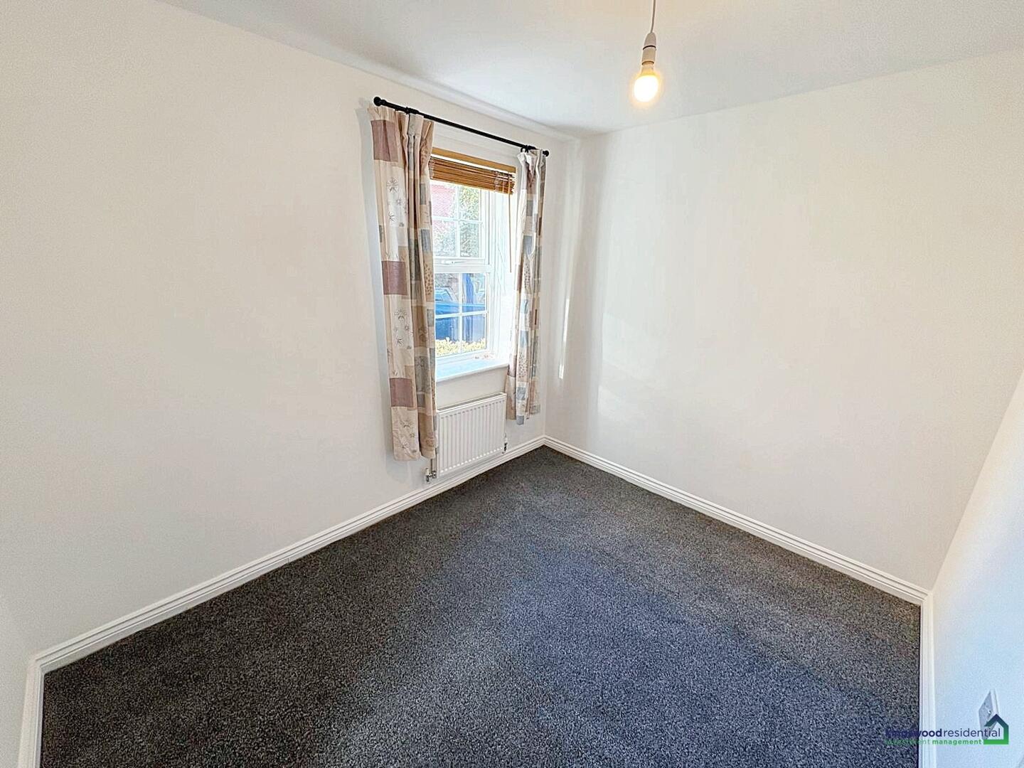 Flat Bodill Gardens in Ashfield