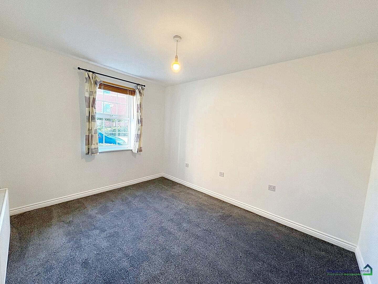 Flat Bodill Gardens in Ashfield