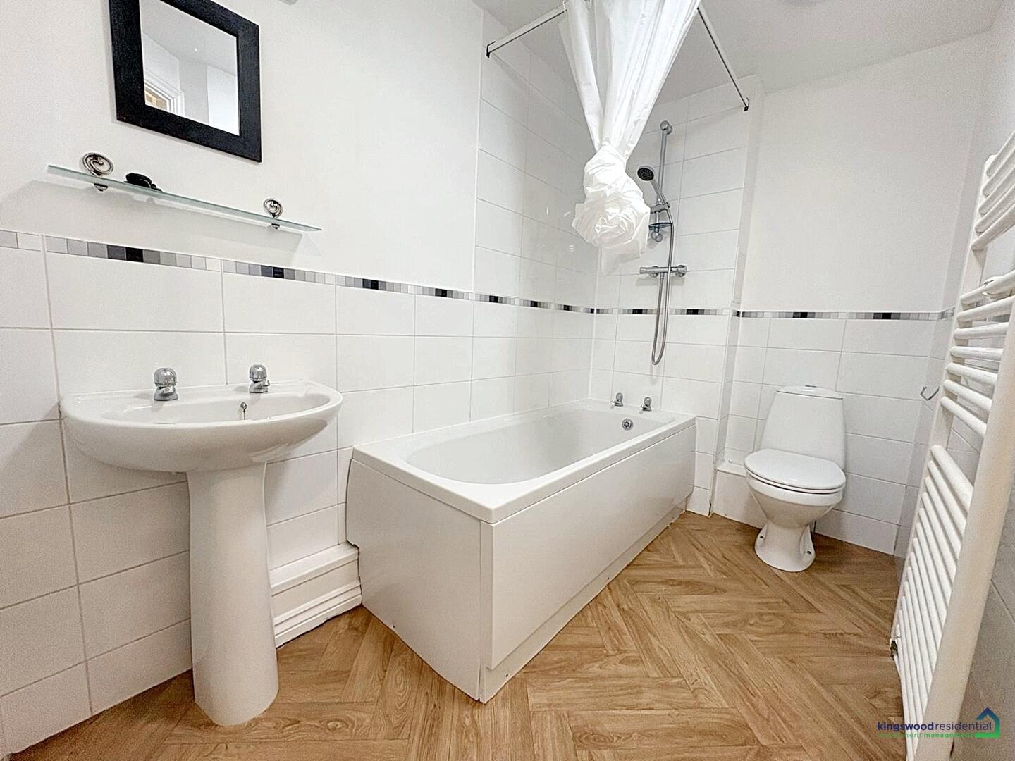 Flat Bodill Gardens in Ashfield