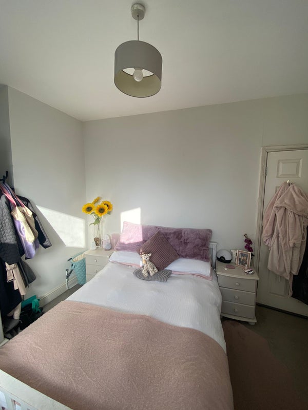 Room Cambridge Road in Greater London