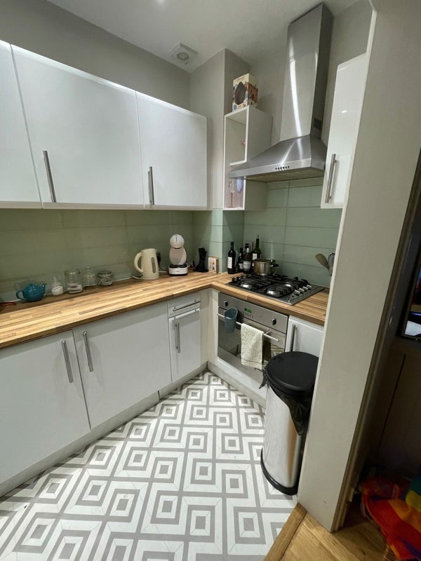 Room Cambridge Road in Greater London