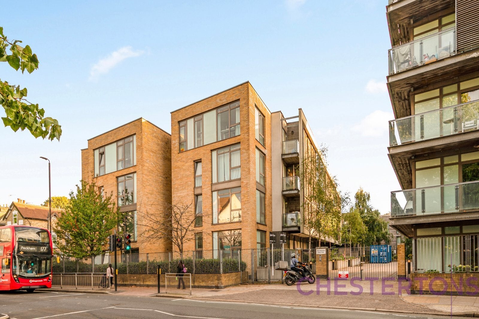 Flat Annandale Road in Greater London