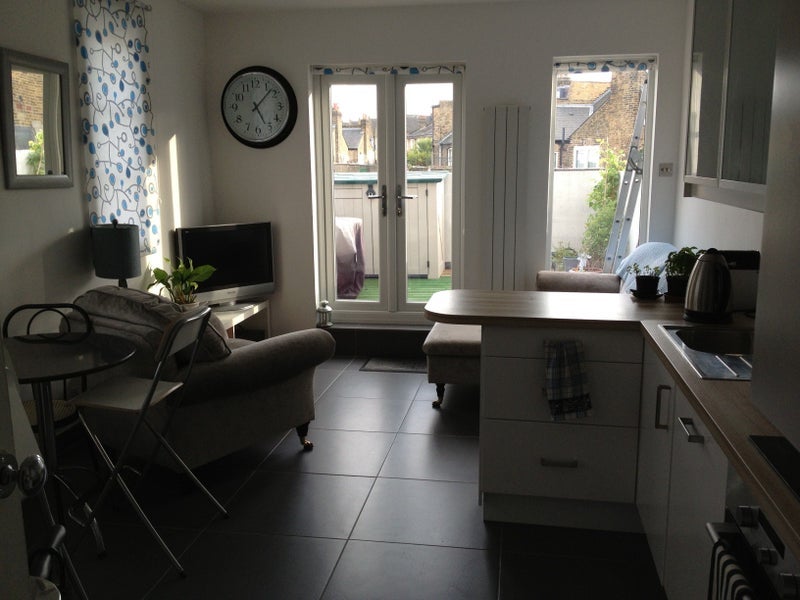Room Prairie Street in Greater London