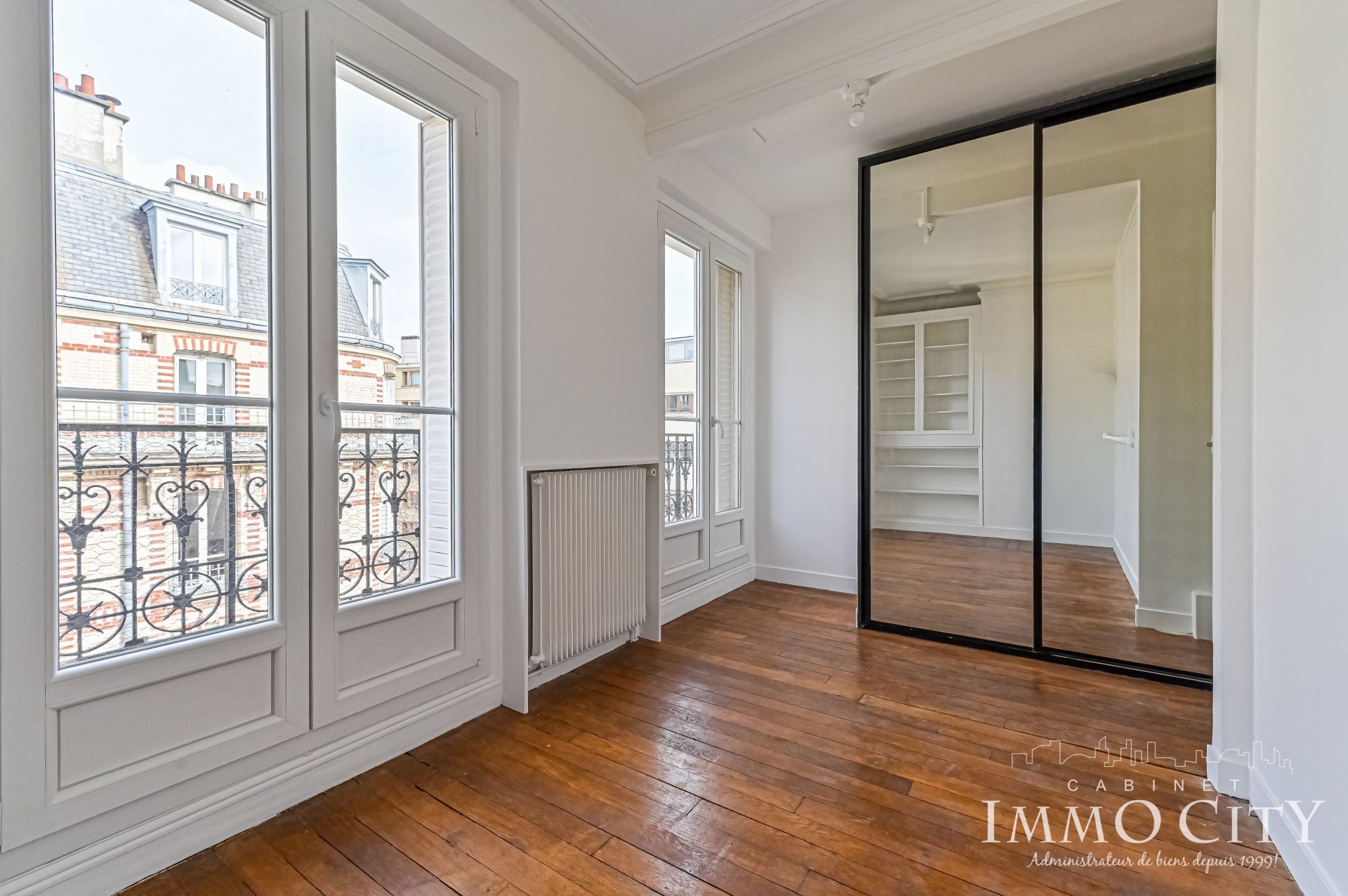 Appartement Rue de la Croix Nivert à Paris