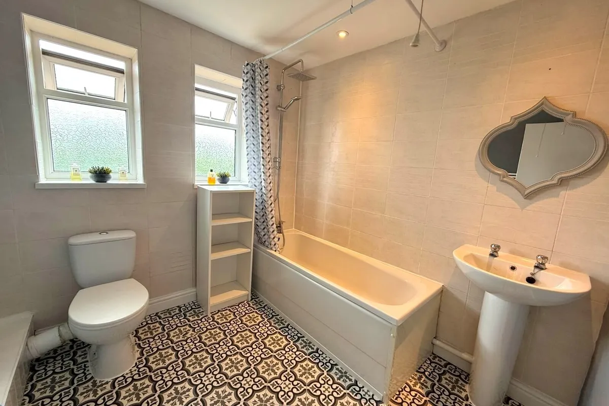 Flat Llandovery Close in Cardiff