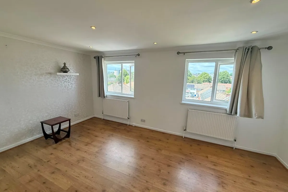 Flat Llandovery Close in Cardiff