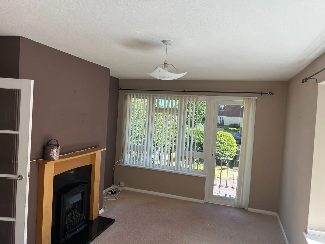 Room Ashburnham Road in Eastbourne