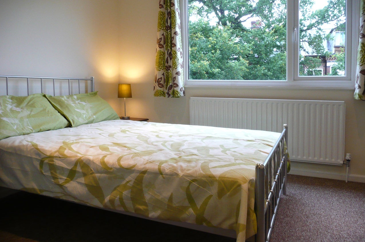 Room Hamilton Road in Nottingham