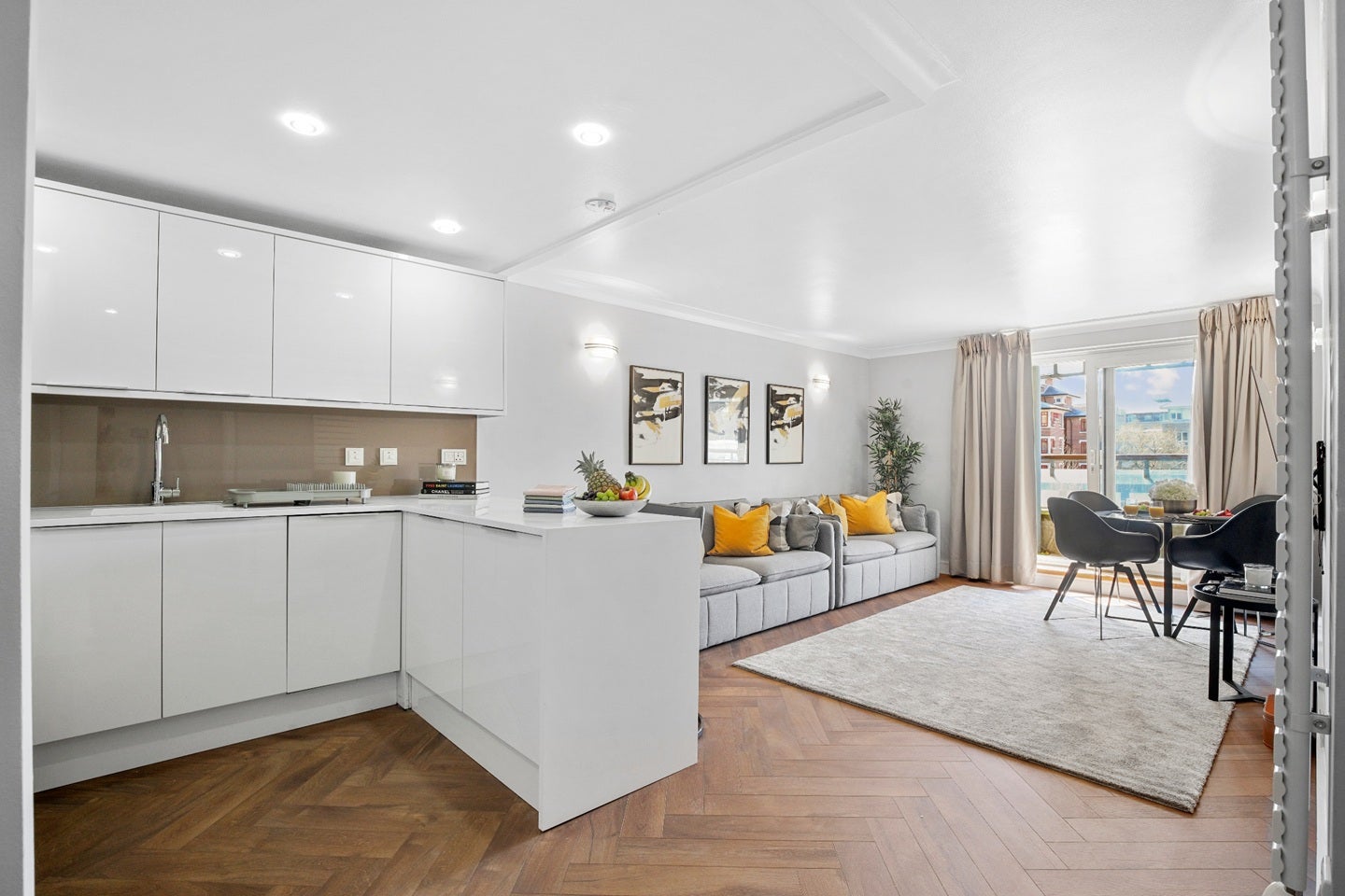 Flat Admiral Walk in City of Westminster