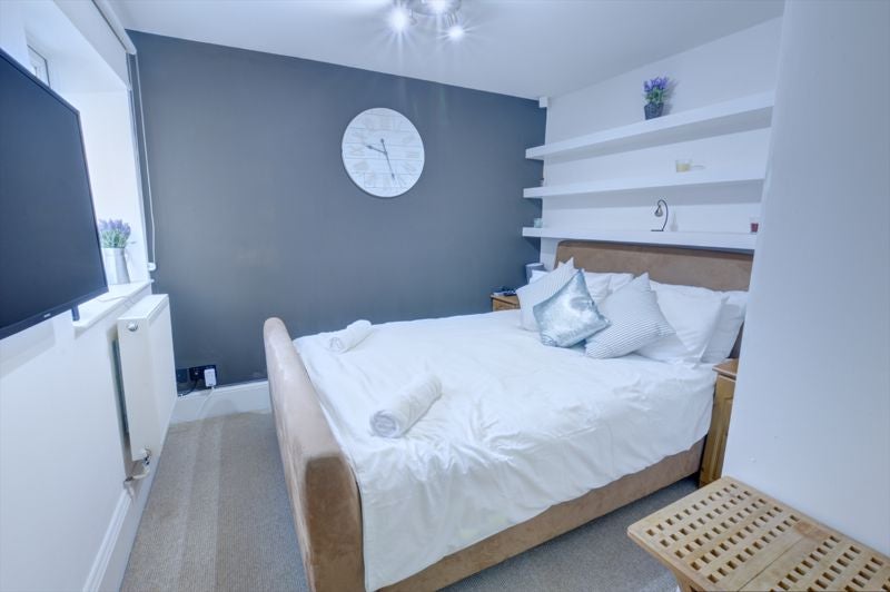 Flat Grosvenor Road in Newcastle upon Tyne