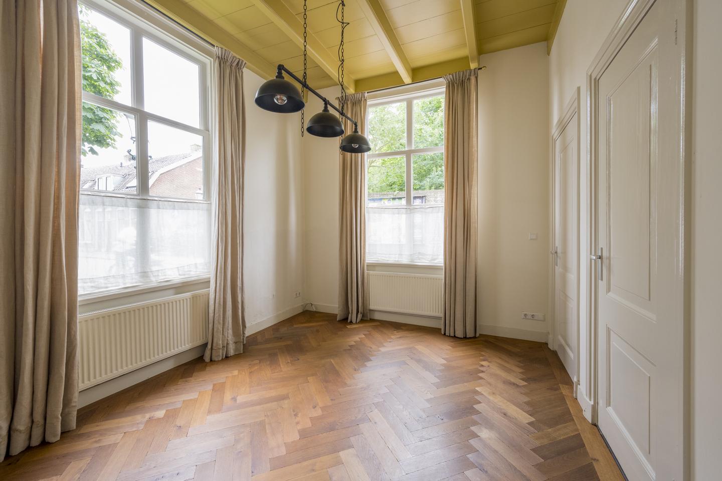 Huis Bloemendalsestraat 22