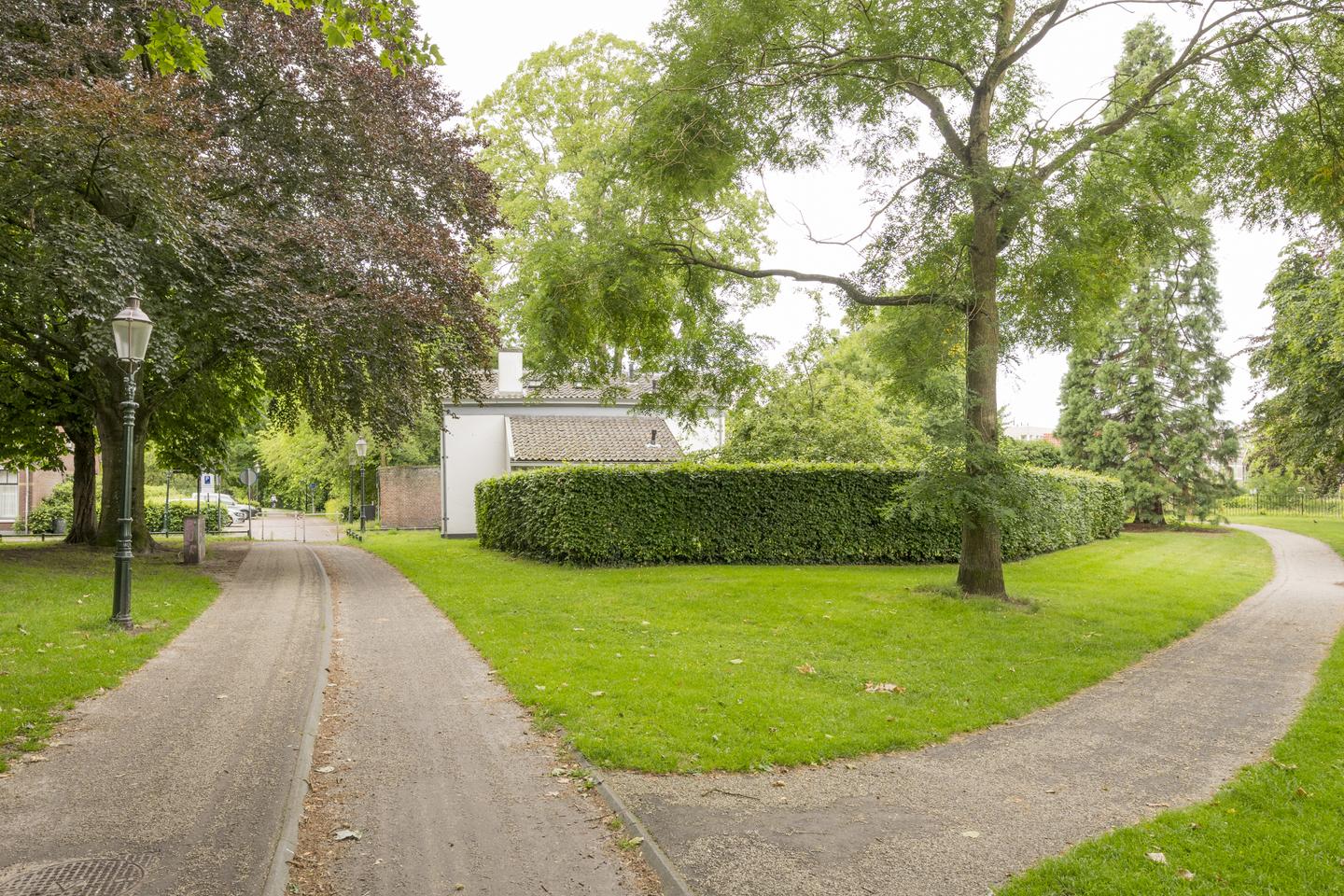 Huis Bloemendalsestraat 12