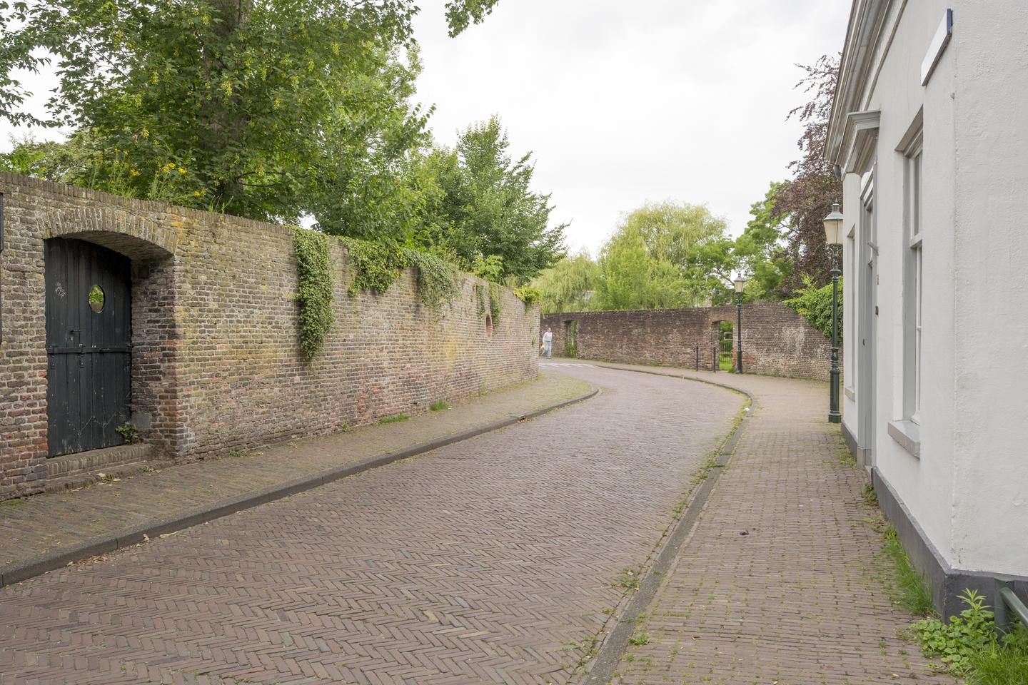 Huis Bloemendalsestraat 9