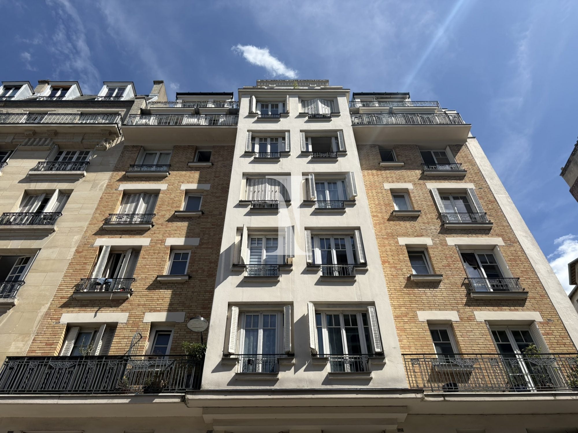 Flat Rue Brancion in Paris