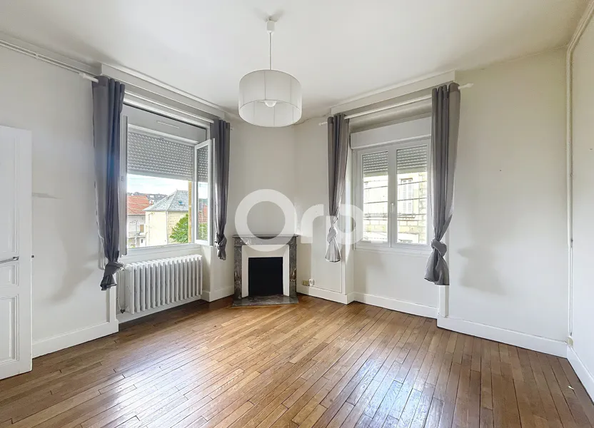 Appartement Rue Milton à Brive-la-Gaillarde