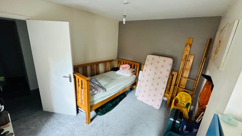 Room St James Road in Leicester