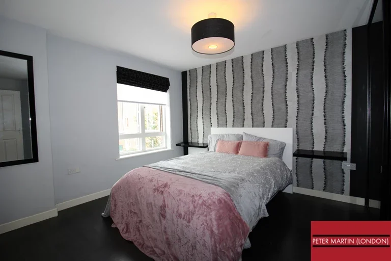 Flat Portsdown Mews in Greater London