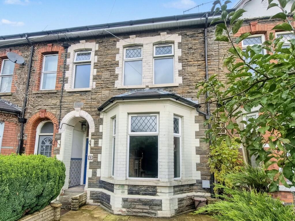 Flat Freeholdland Road in Pontypool