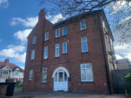 Flat Beresford Avenue in East Lindsey