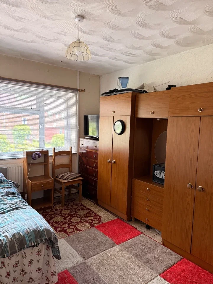 Room Edward Street in Pont-y-waun