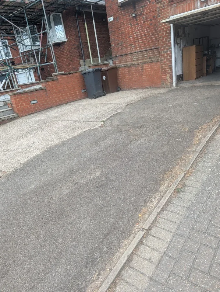 House Mutton Lane in Hertsmere