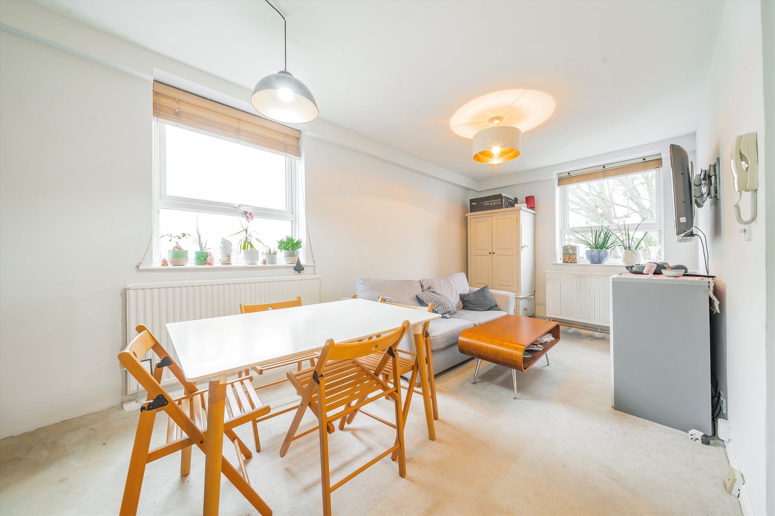 Flat Belgrave Gardens in City of Westminster