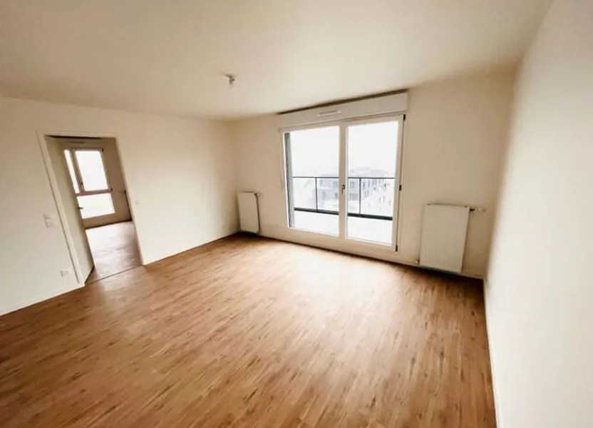 Flat Rue Arnaud Beltrame in Rosny-sous-Bois