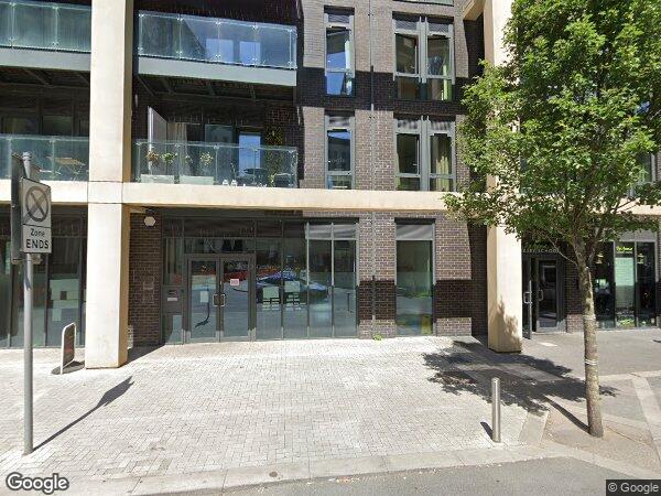 Flat Enterprise Way in Greater London