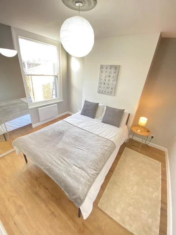 Room Hornsey Park Road in Greater London