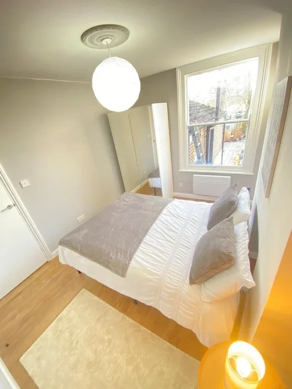 Room Hornsey Park Road in Greater London