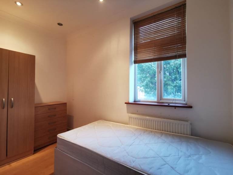 House High Road in Greater London