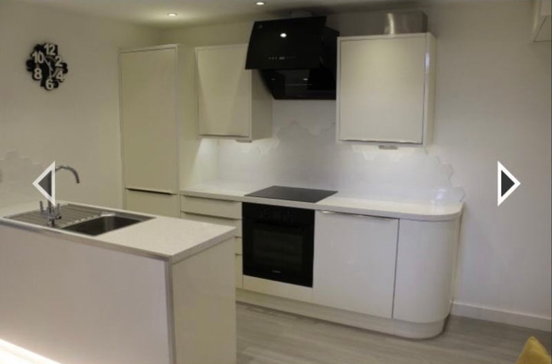 Room Disbrowe Road in Greater London