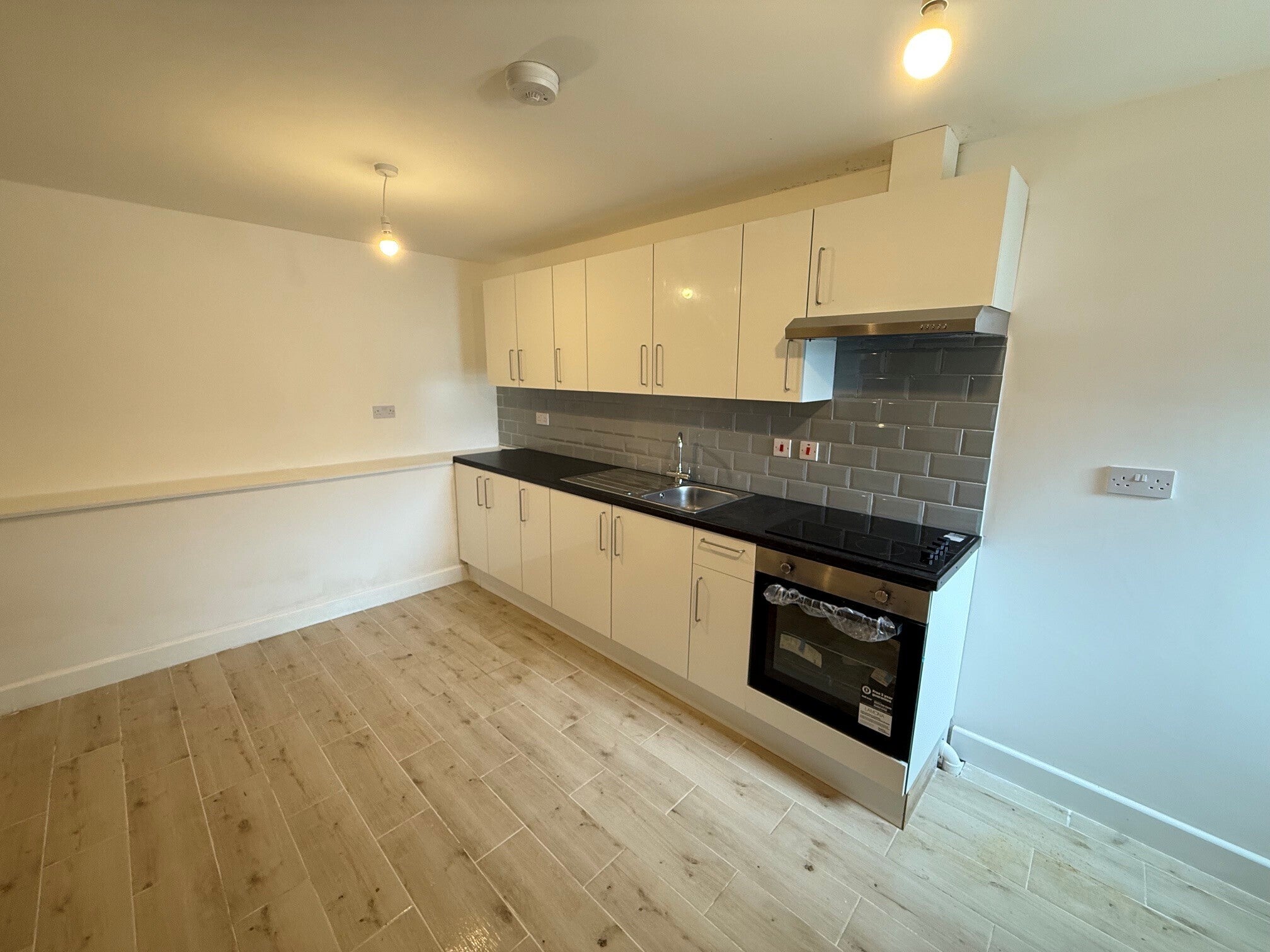 Flat Woodborough Road in Nottingham