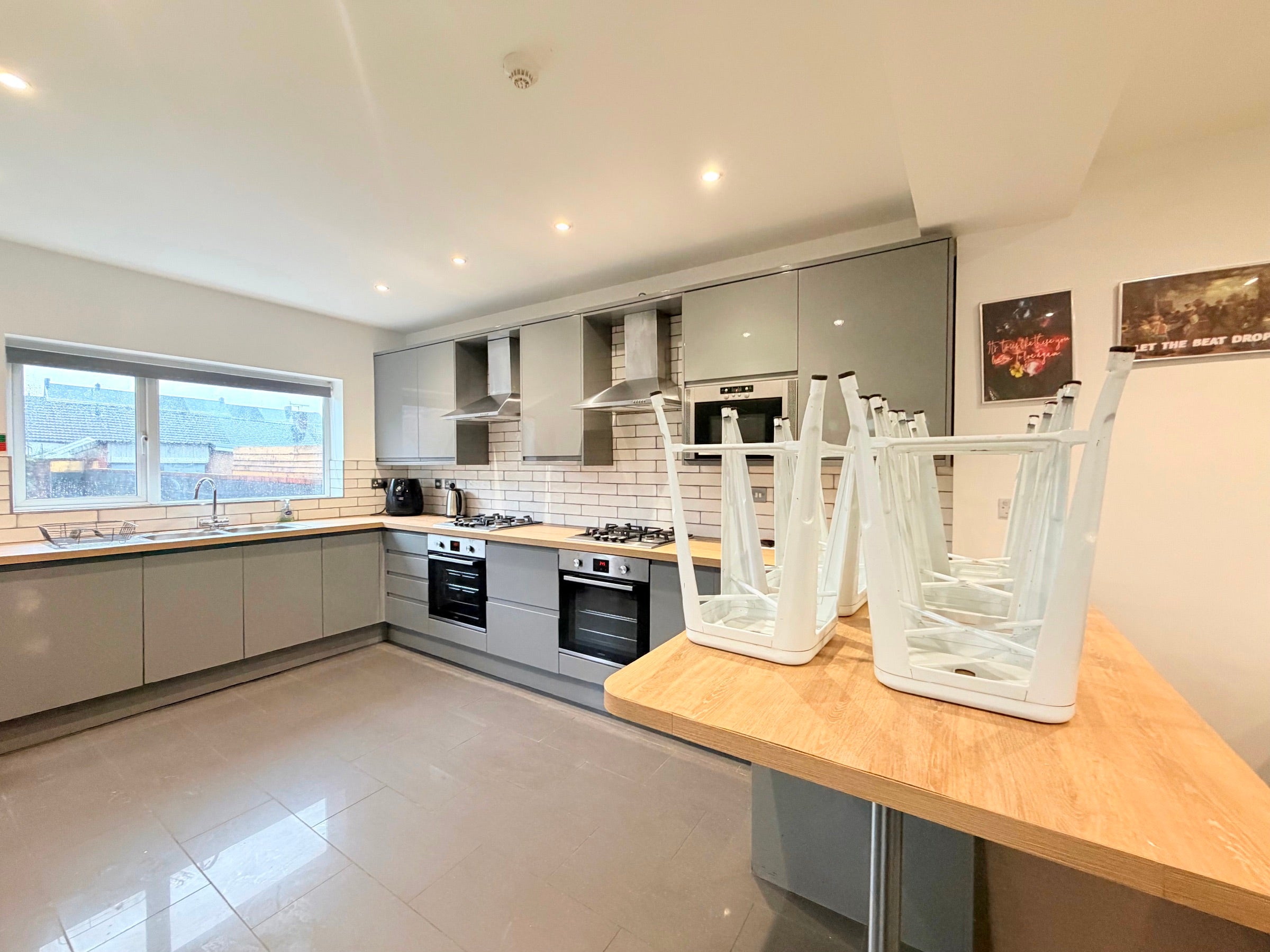 Room Finsbury Terrace in Swansea
