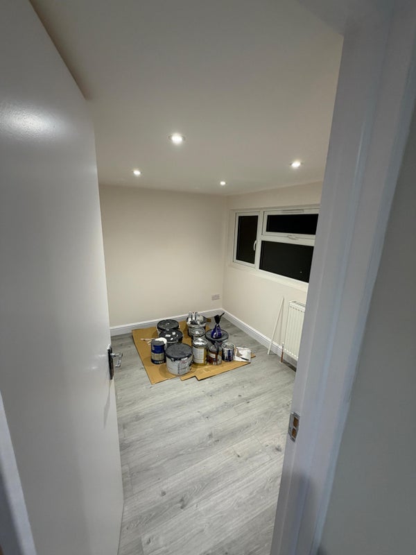 Flat Charlton Road in Greater London