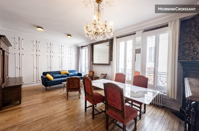 Appartement Rue d'Orchampt à Paris