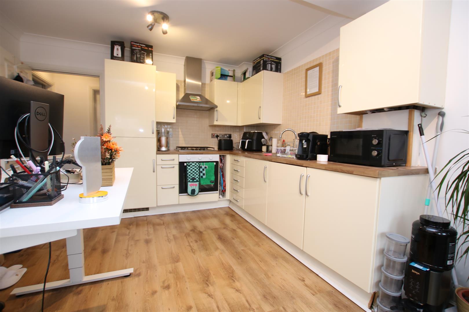 Flat Alphington Road in Exeter