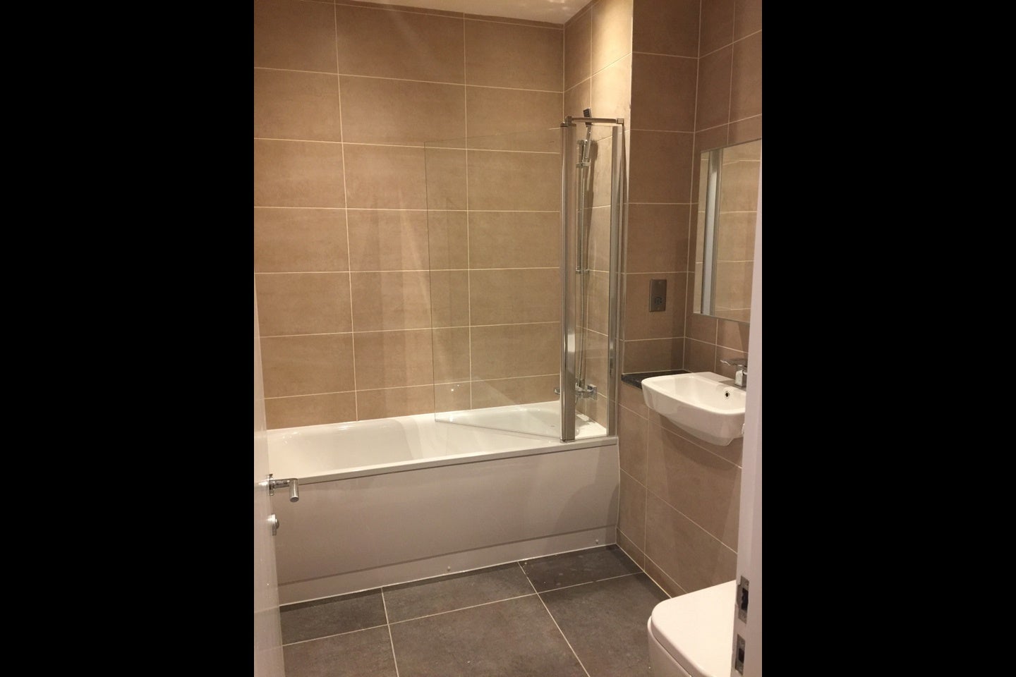 Flat Clayton Road in Greater London