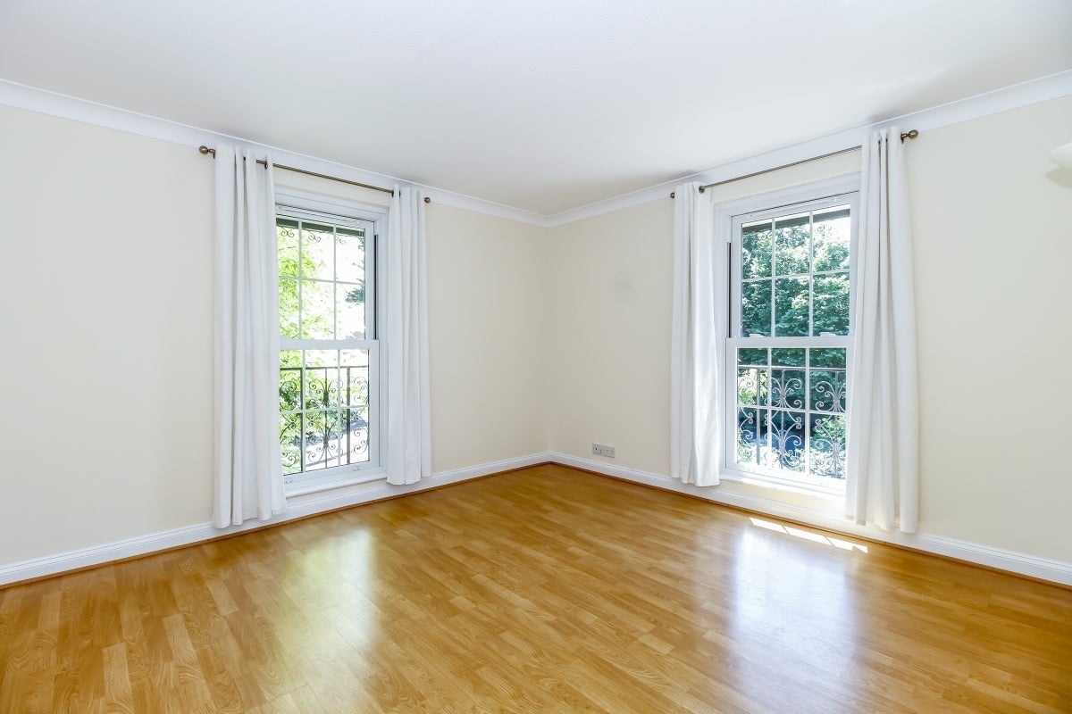 Flat Victoria Place in Cherwell District