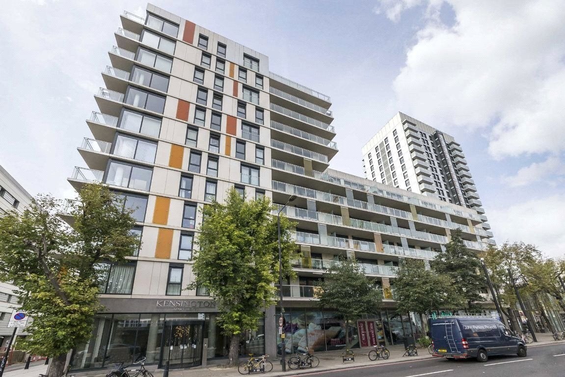 Flat Commercial Street in Greater London